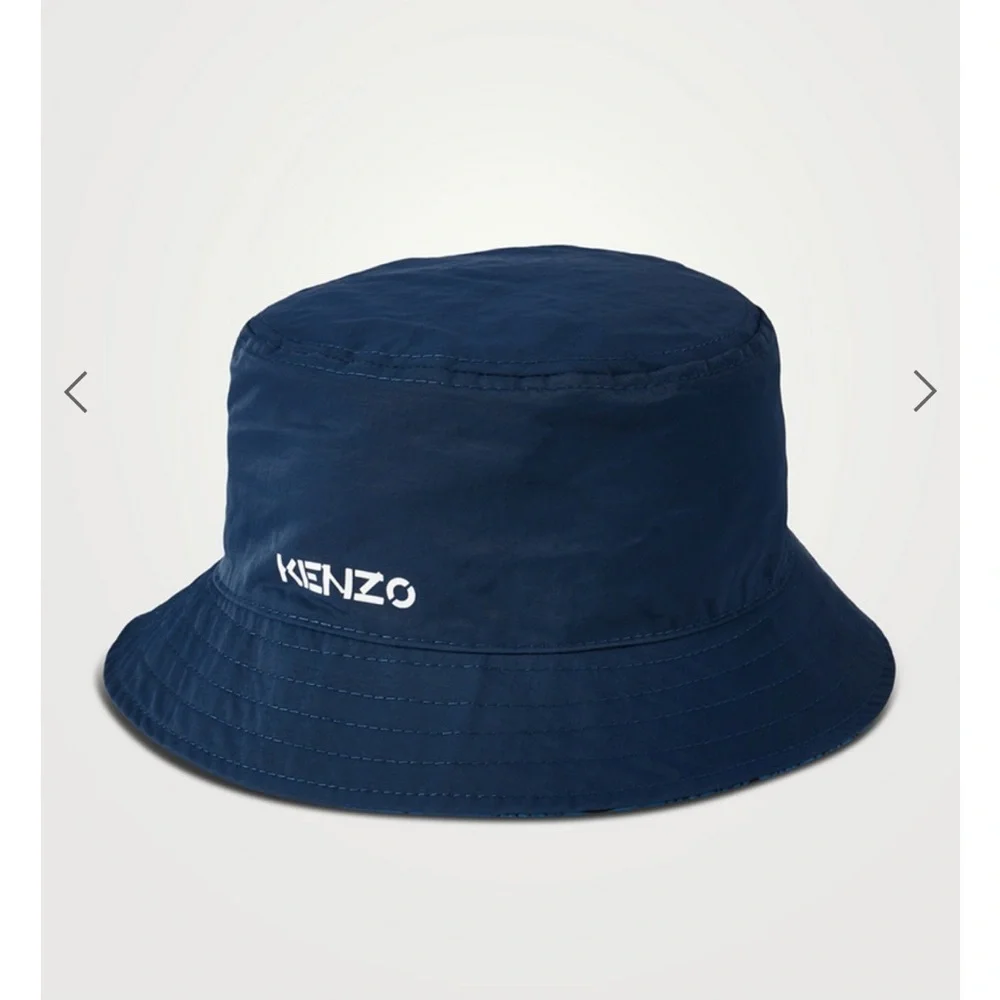KENZO Reversible Bucket Hat In Bandana Print Blue Designer Sz M Unisex NEW